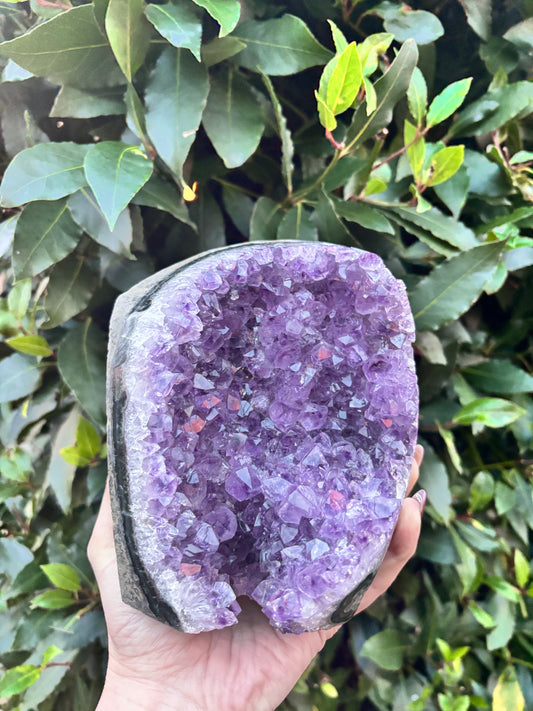 Amethyst Cut Base