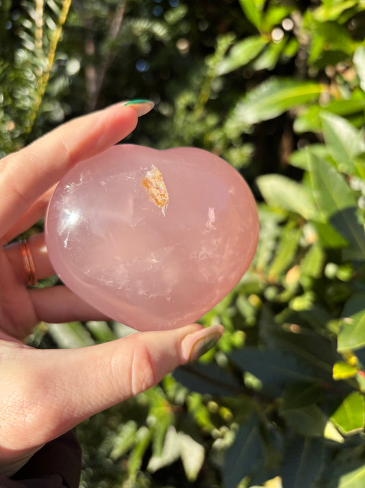 Rose quartz heart